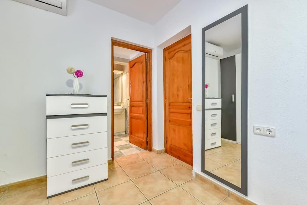 Villas Guzman - Mouna Calp Extérieur photo