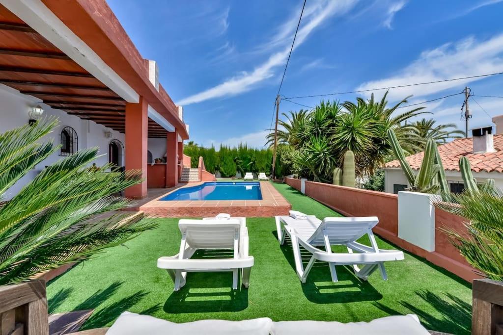 Villas Guzman - Mouna Calp Extérieur photo