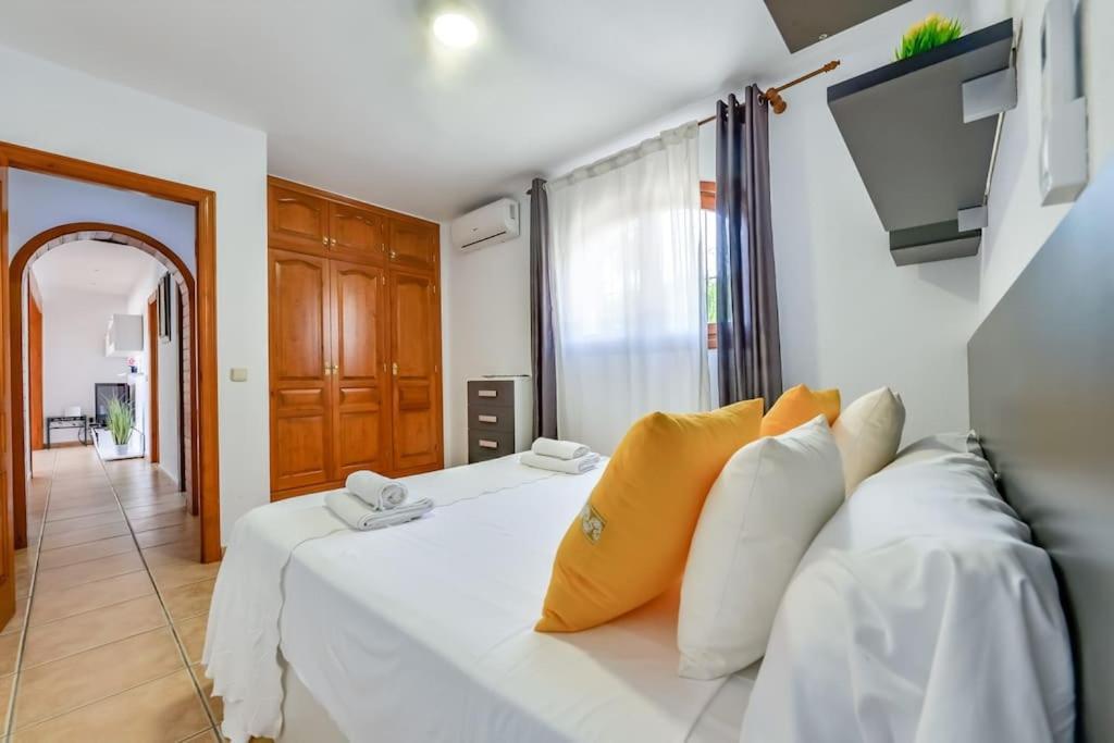 Villas Guzman - Mouna Calp Extérieur photo